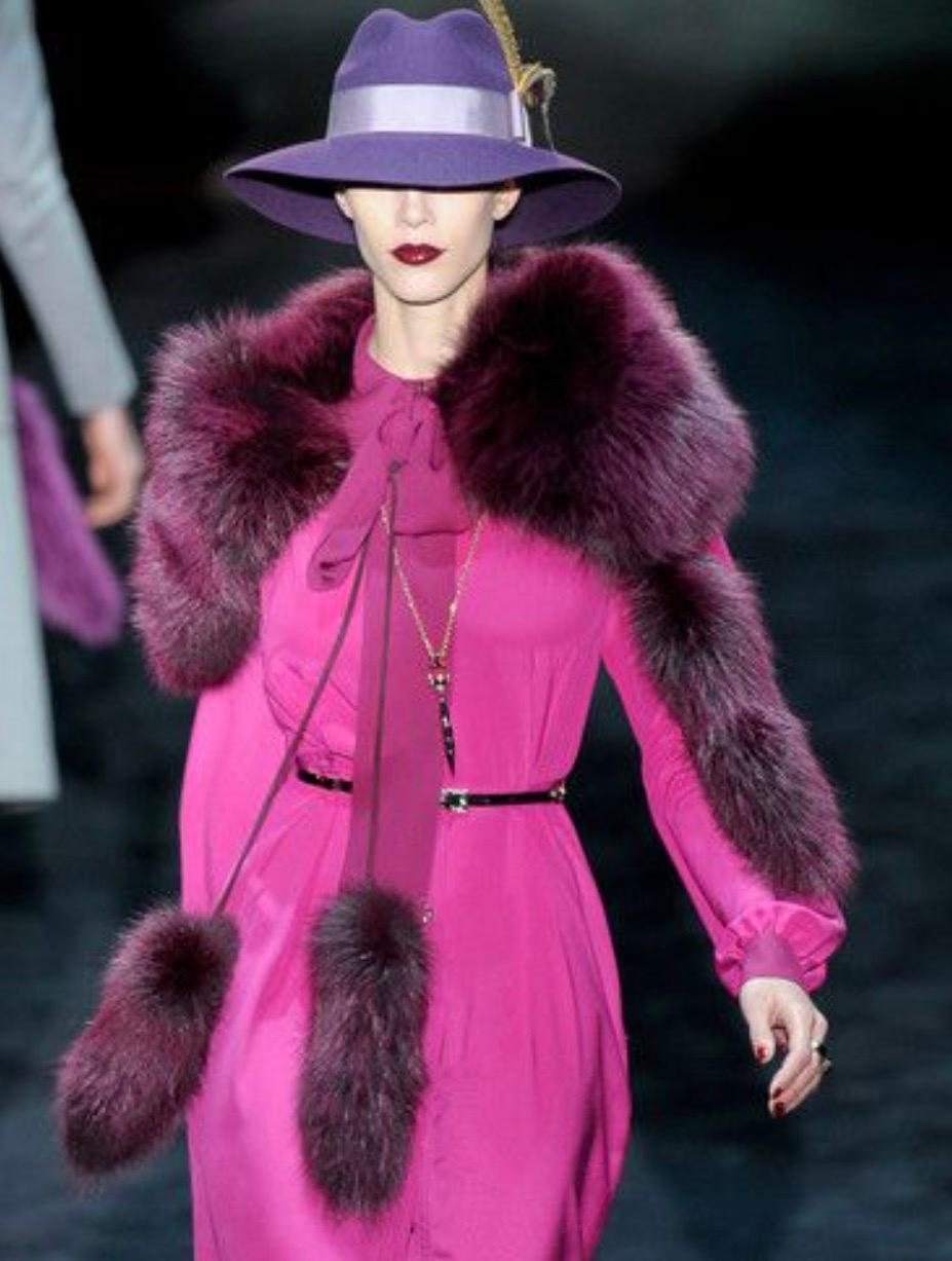 GUCCI blue fox  fur shawl F/W 2011 For Sale 5
