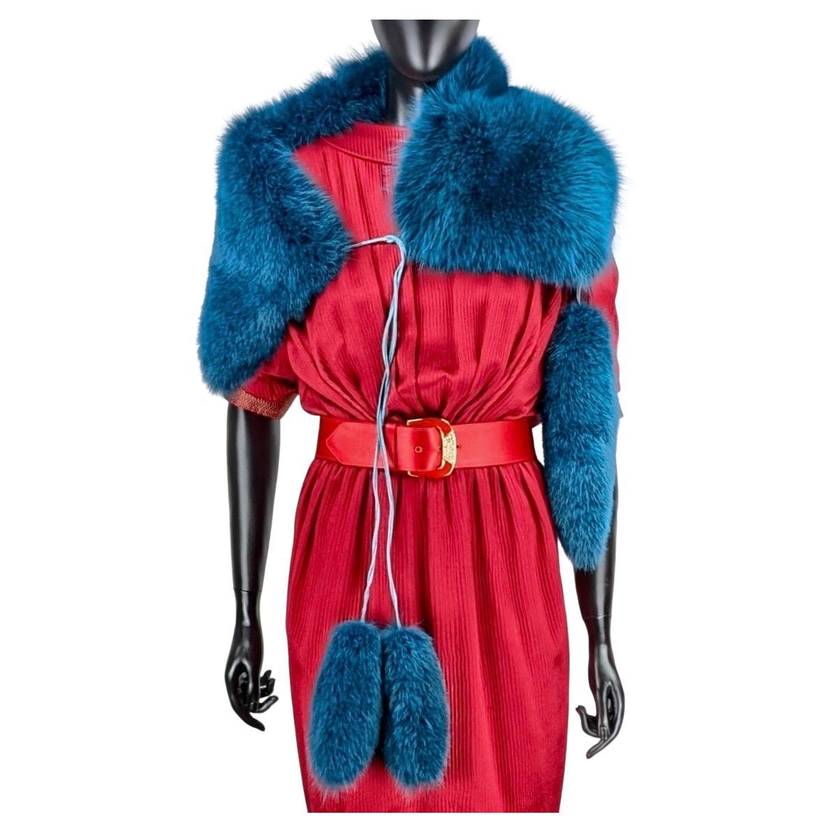 GUCCI blue fox  fur shawl F/W 2011 For Sale