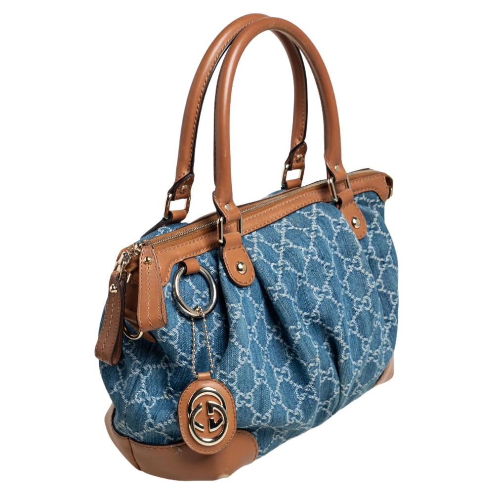 Gucci Tote media in denim e pelle blu GG In condizioni buone a Dubai, Al Qouz 2
