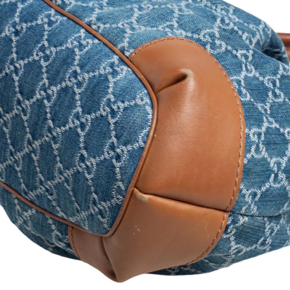 Gucci Tote media in denim e pelle blu GG 3