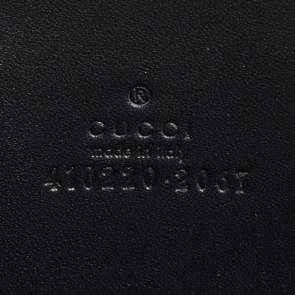 Gucci Blue GG Supreme Canvas Blooms Zip Around Card Case In New Condition In Dubai, Al Qouz 2