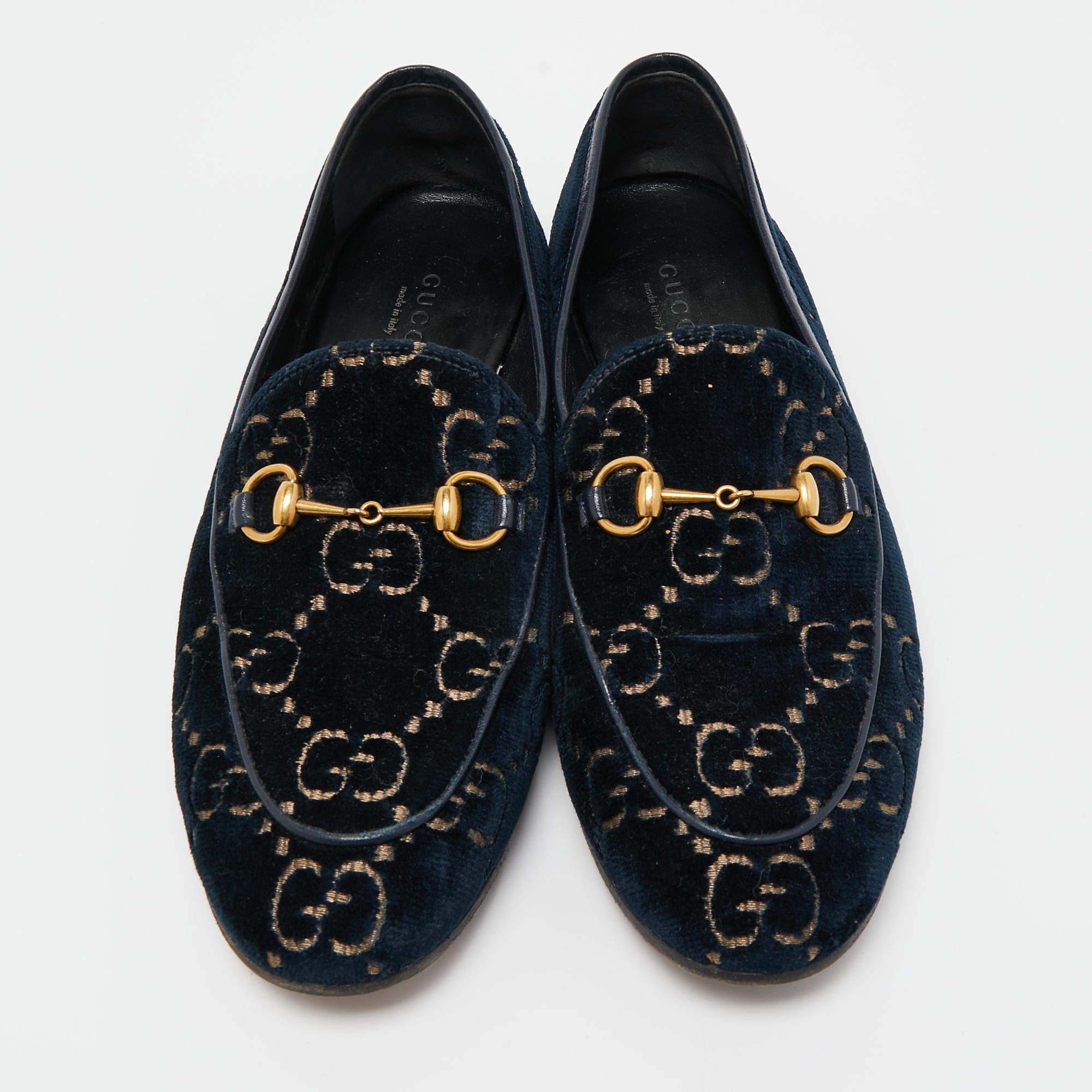 Gucci Blue GG Velvet and Leather Horsebit Slip On Loafers Size 38 In Good Condition In Dubai, Al Qouz 2