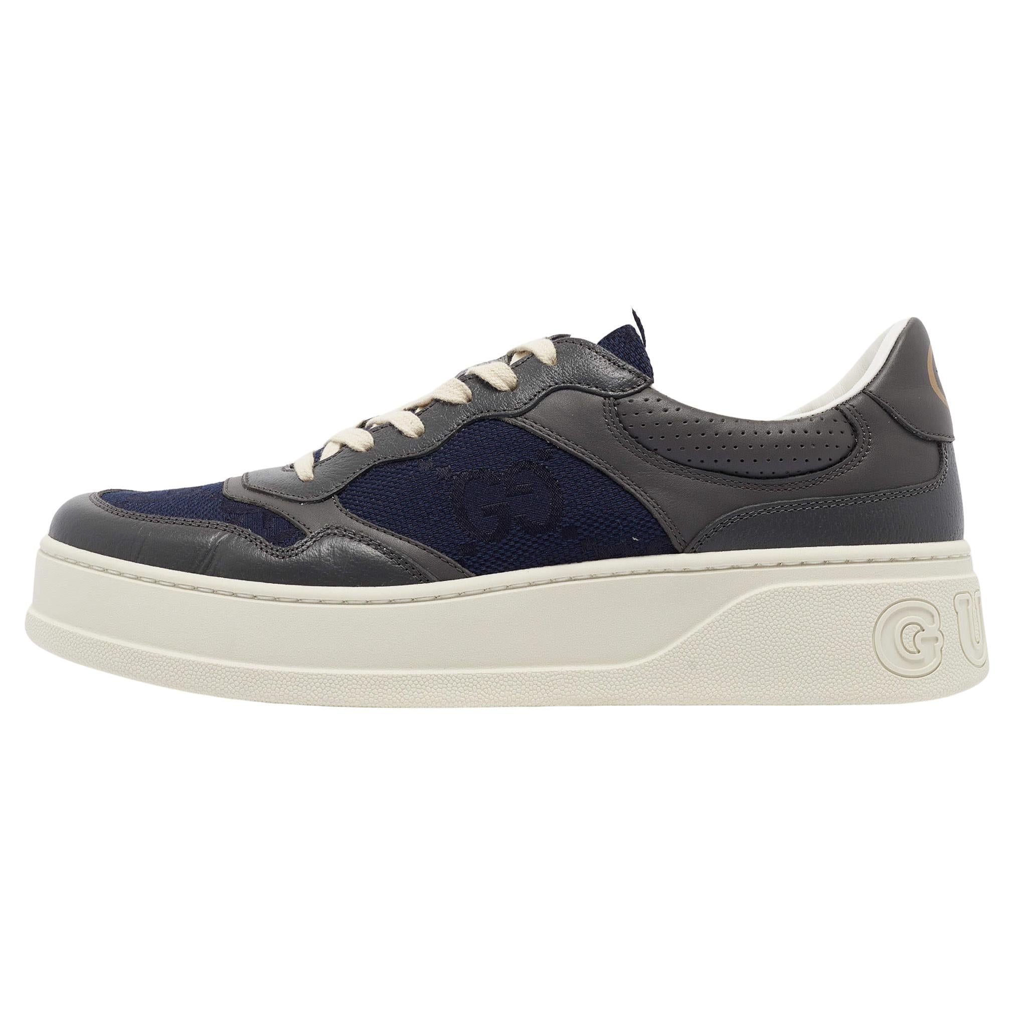 Gucci Blue/Grey Jumbo GG Canvas and Leather Low Top Sneakers Size 44.5 For Sale