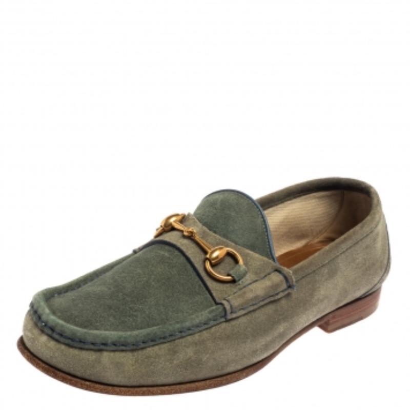 Gucci Blau/Grau Wildleder Horsebit Slip auf Loafers Größe 42 Herren im Angebot