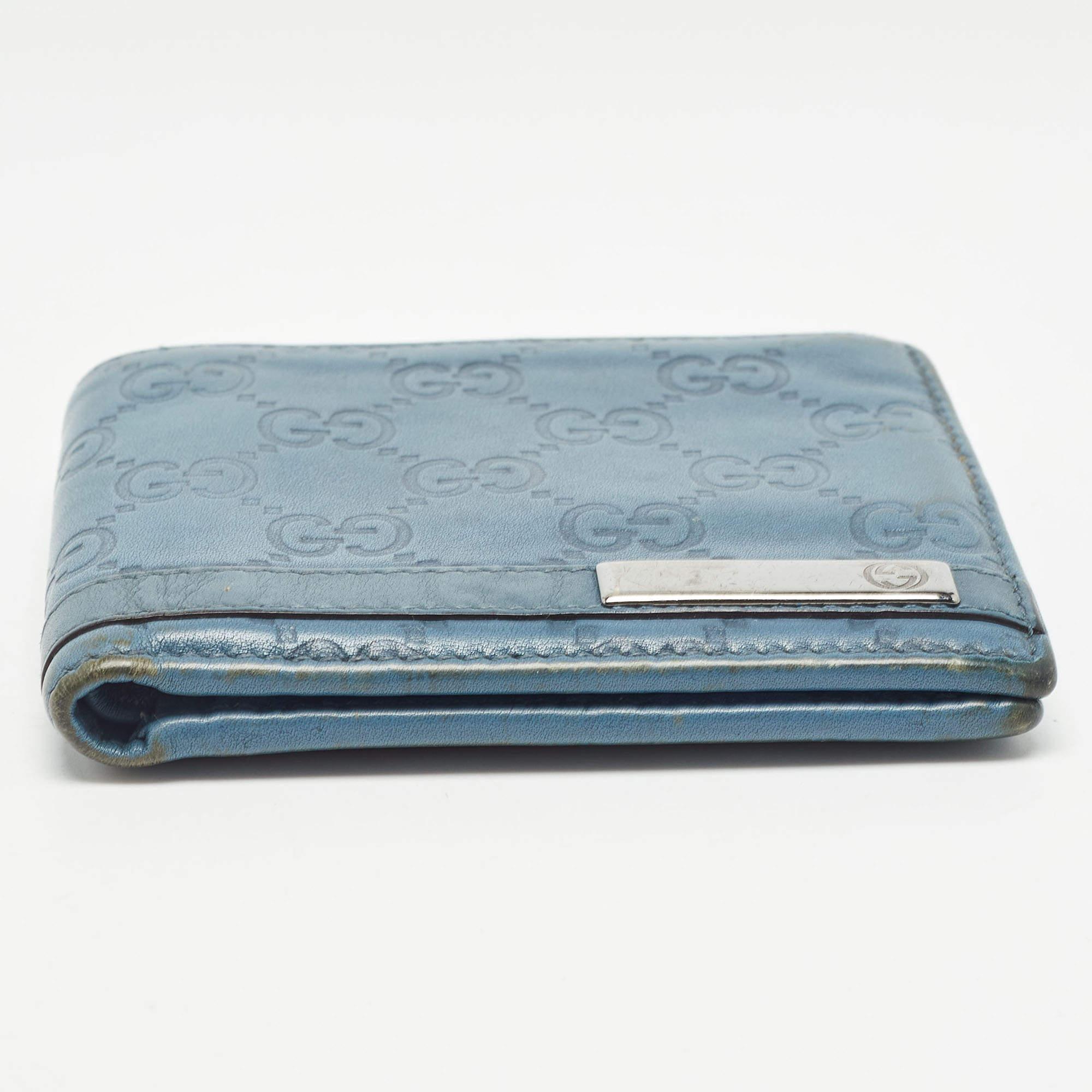 Portafoglio bifold Gucci in pelle blu con barra in metallo in vendita 4