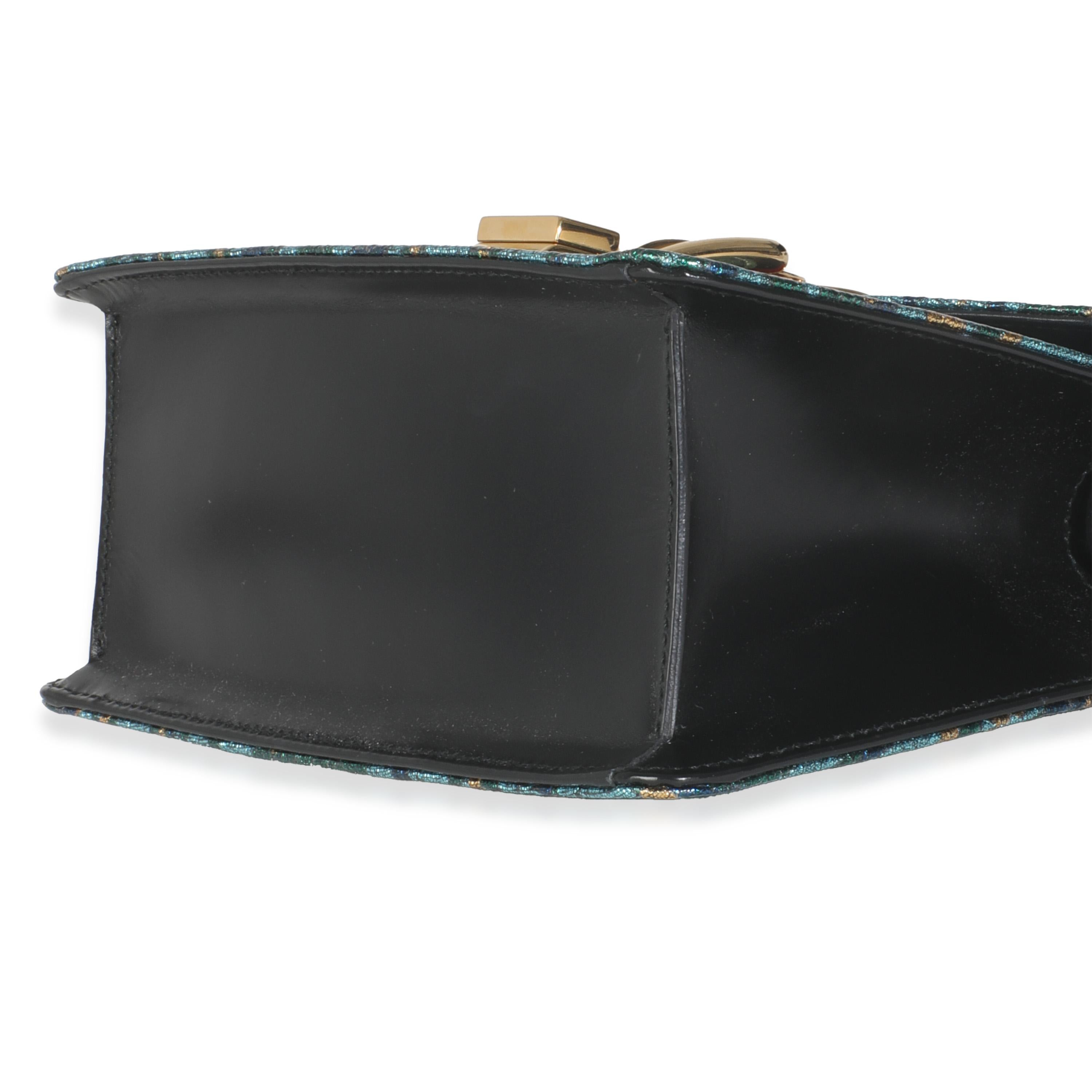 Donna Gucci Borsa Mini Sylvie Top Handle in broccato ricamato blu iridescente in vendita