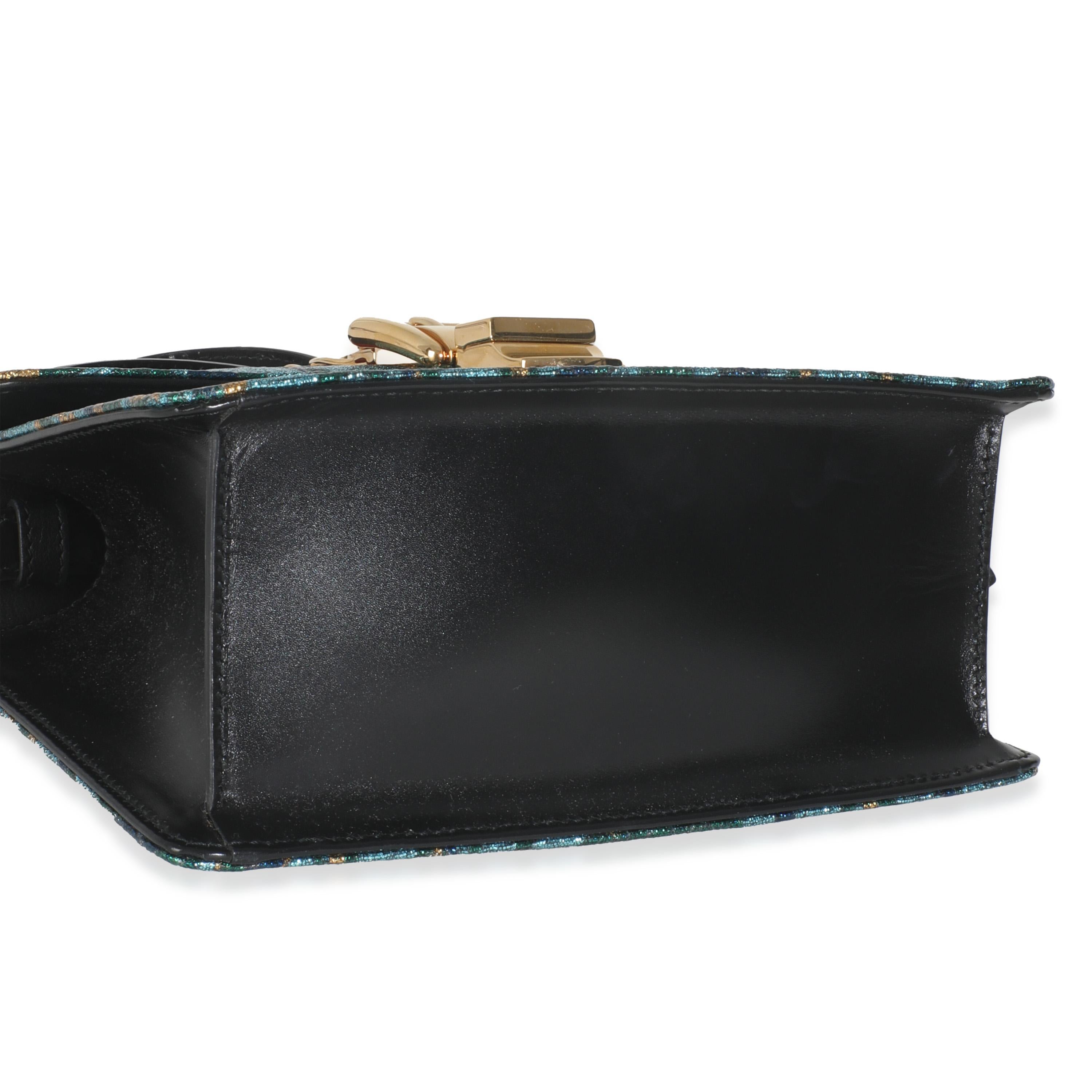 Gucci Borsa Mini Sylvie Top Handle in broccato ricamato blu iridescente in vendita 2