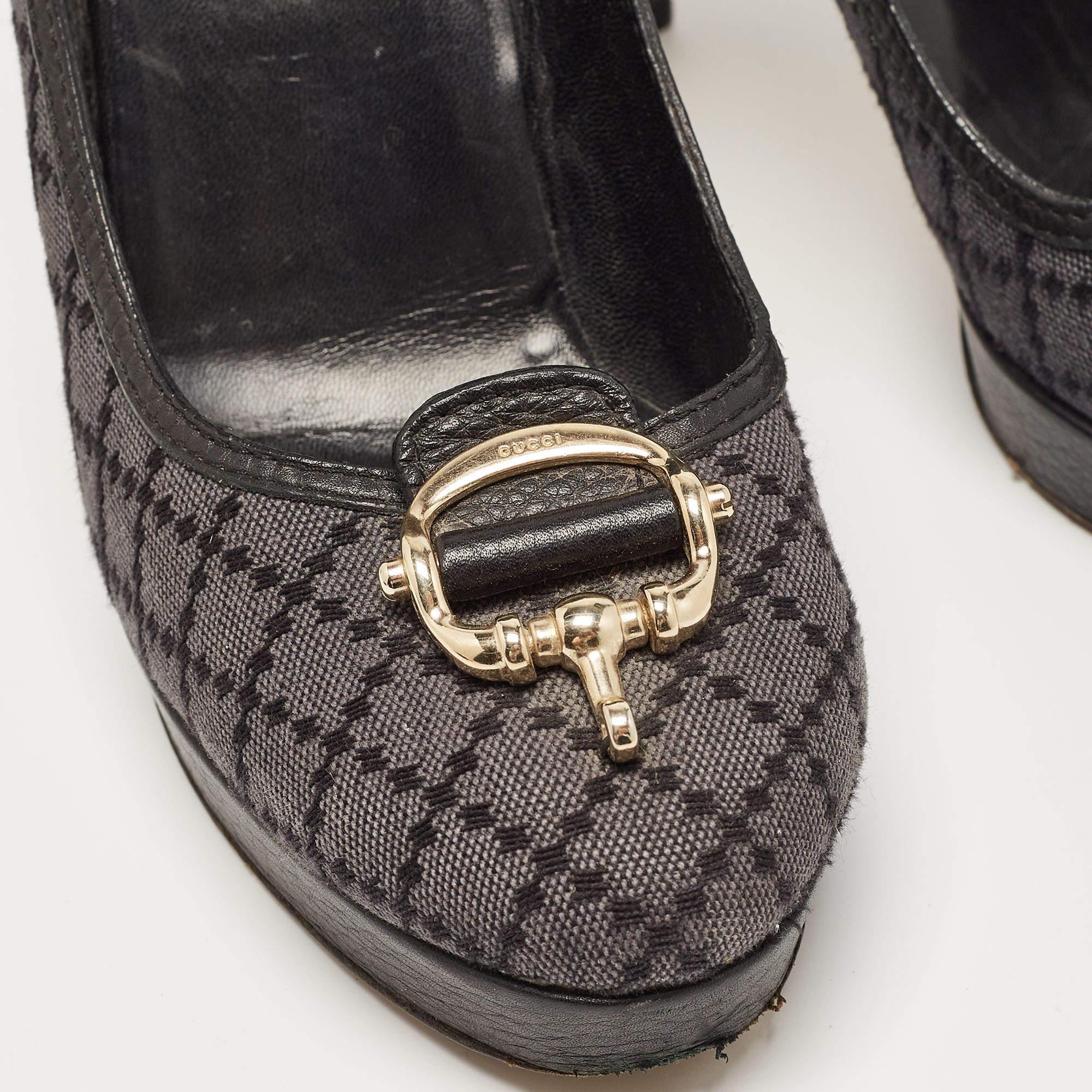 Gucci Blue/Lead Diamante Canvas And Leather Trim Icon Bit Peep Toe Pump Size40.5 For Sale 2