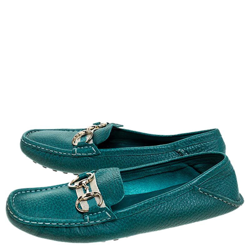 Gucci Blue Leather Horsebit Slip On Loafers Size 39 In Good Condition In Dubai, Al Qouz 2