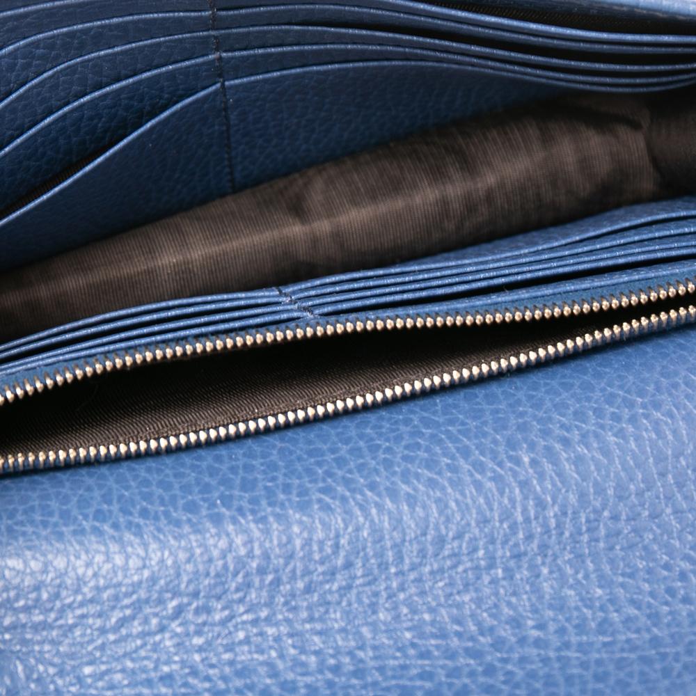 Women's Gucci Blue Leather Interlocking G Wallet on Chain