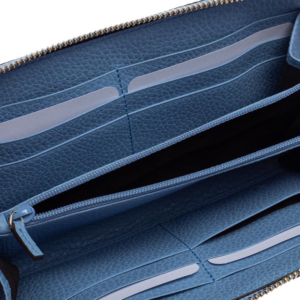 Women's Gucci Blue Leather Interlocking G Zip Around Wallet