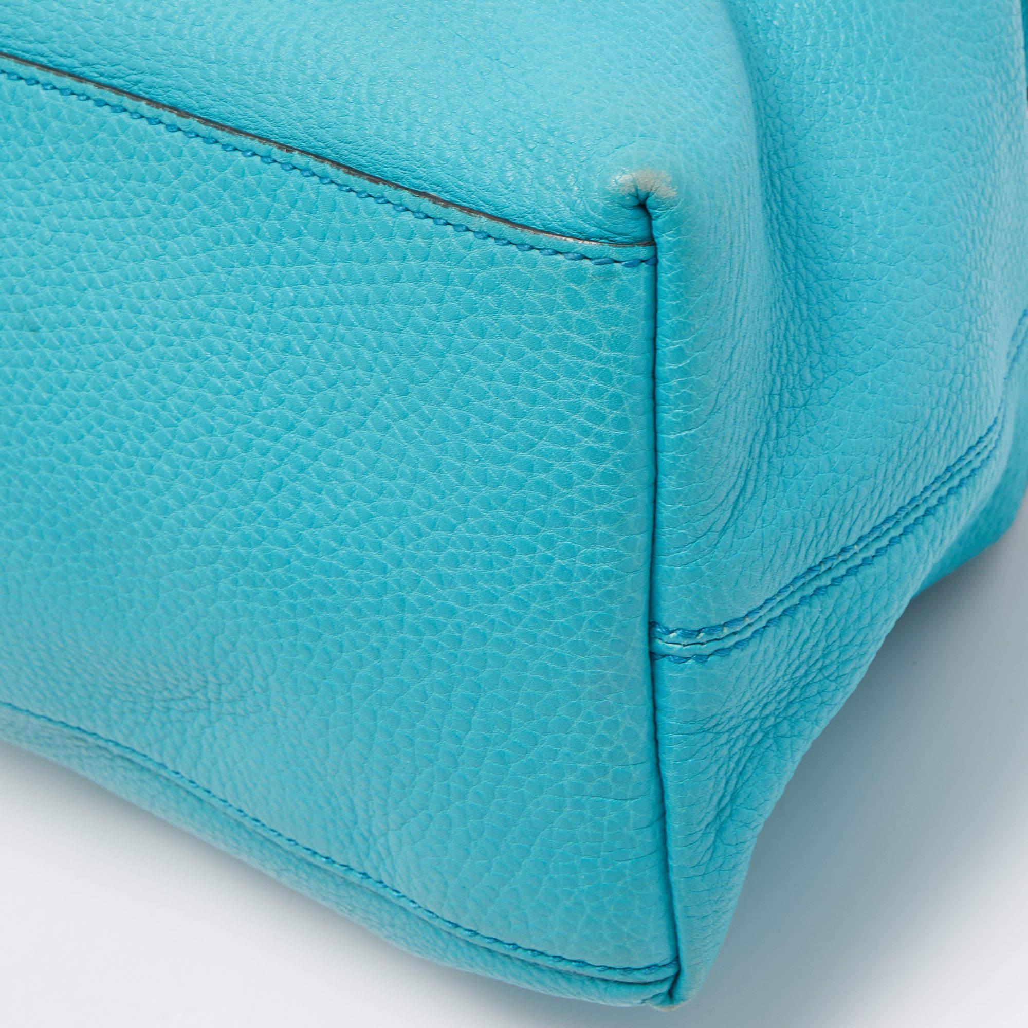 Gucci Blue Leather Medium Chain Soho Shoulder Bag For Sale at 1stDibs