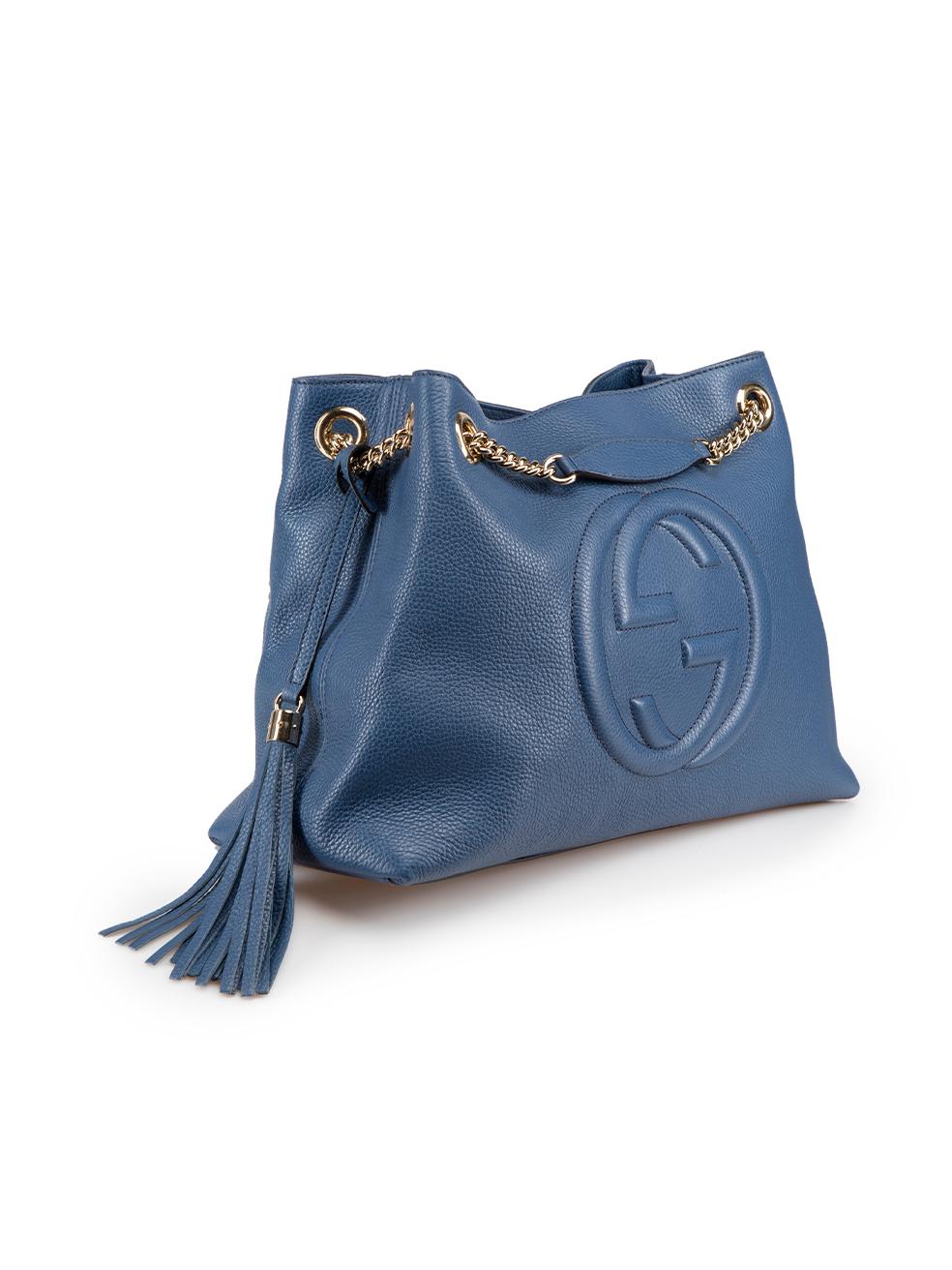 CONDITION is Very good. Minimal wear to bag is evident. Minimal wear to base corners and rear of bag with abrasions to the leather on this used Gucci designer resale item.
 
Details
Medium Soho model
Blue
Leather
Medium tote bag
GG embroidered