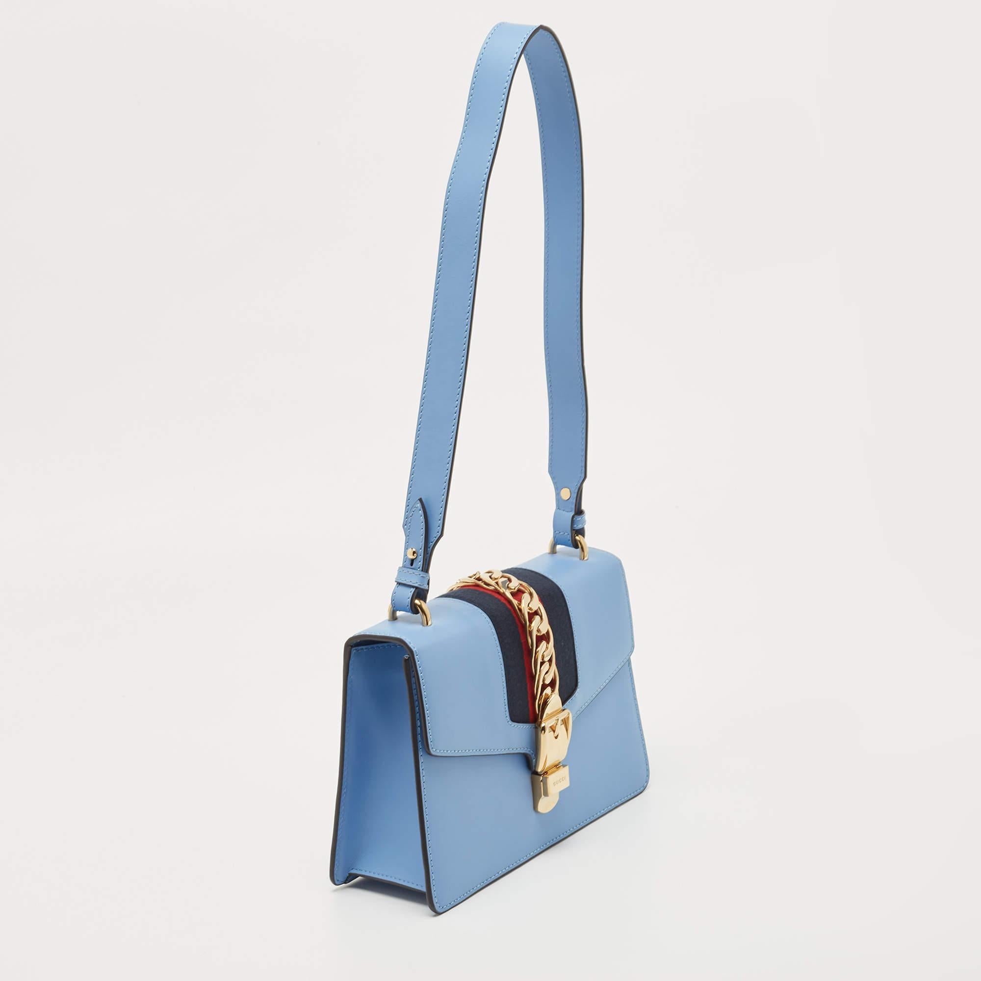 Gucci Blue Leather Small Web Sylvie Shoulder Bag In Excellent Condition For Sale In Dubai, Al Qouz 2