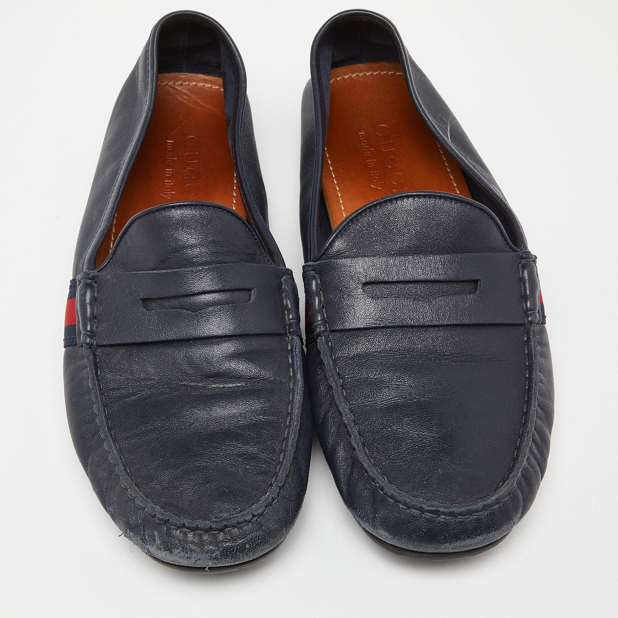 Gucci Blau Leder Web Akzent Penny Slip On Loafers Größe 41 (Schwarz) im Angebot