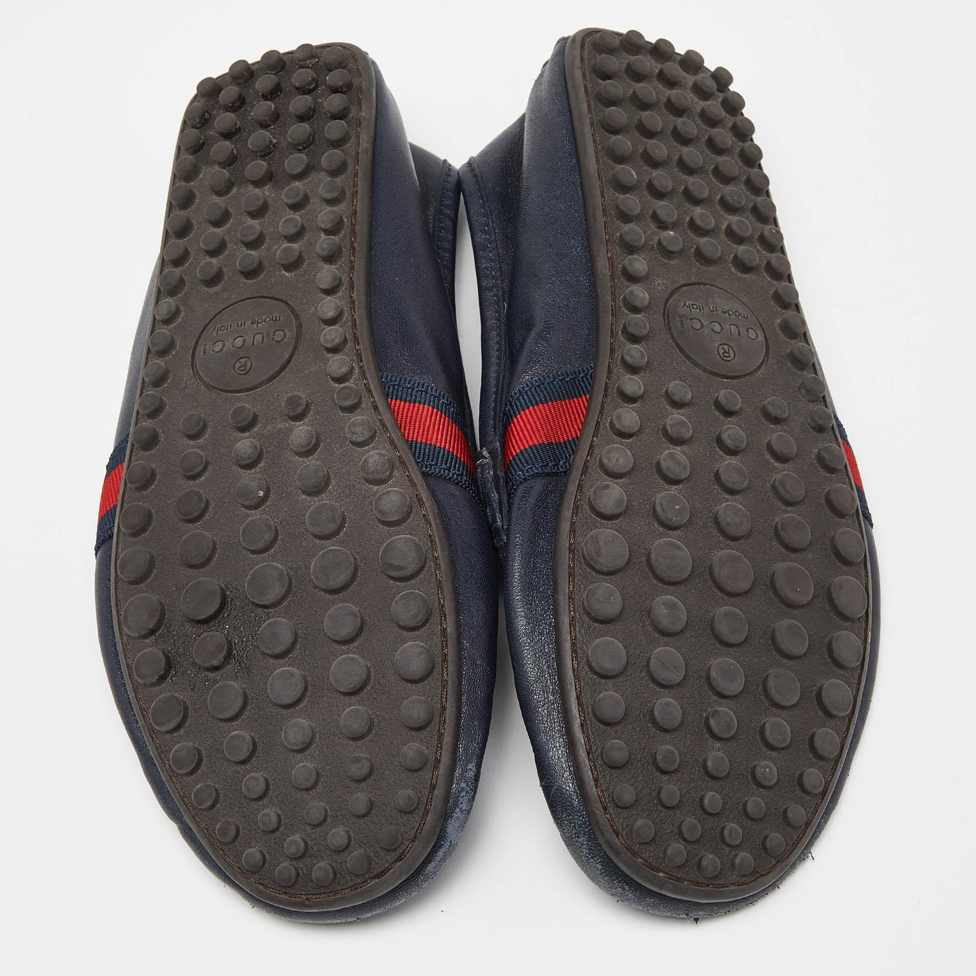 Gucci Blau Leder Web Akzent Penny Slip On Loafers Größe 41 im Angebot 1