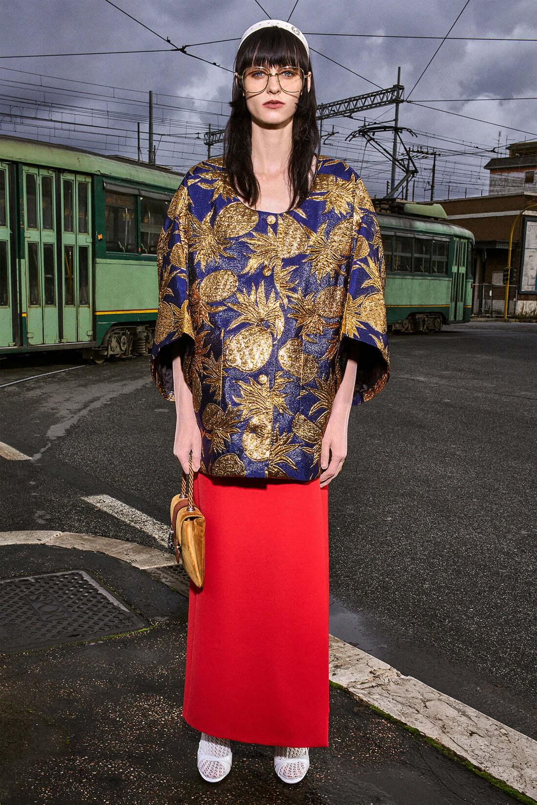 Kimono con giacca in lurex blu di Gucci, 2020 in vendita 6