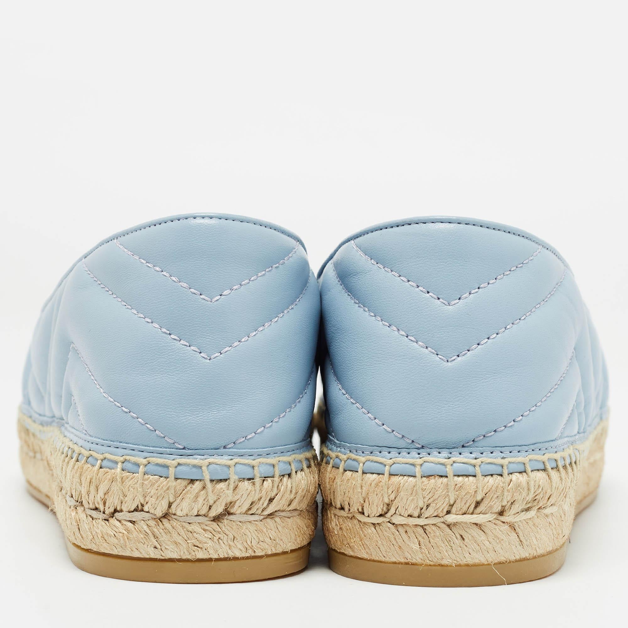 Women's Gucci Blue matelassé Leather GG Marmont Espadrille Flats Size 40.5 For Sale