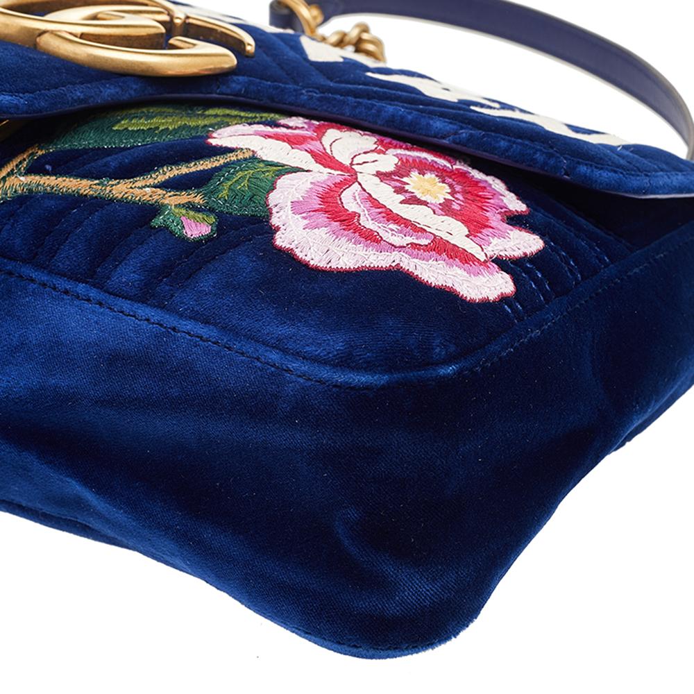 Gucci Blue Matelassé Velvet Floral Modern Embroidered GG Marmont Shoulder Bag In Good Condition In Dubai, Al Qouz 2