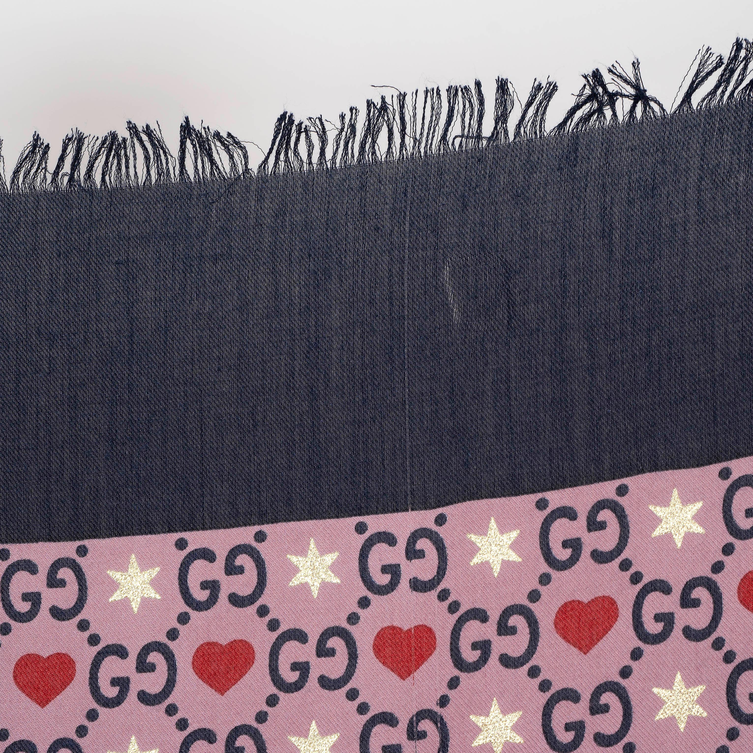Purple GUCCI blue & mauve silk blend 2020 GG HEARTS & STARS 140 Shawl Scarf For Sale