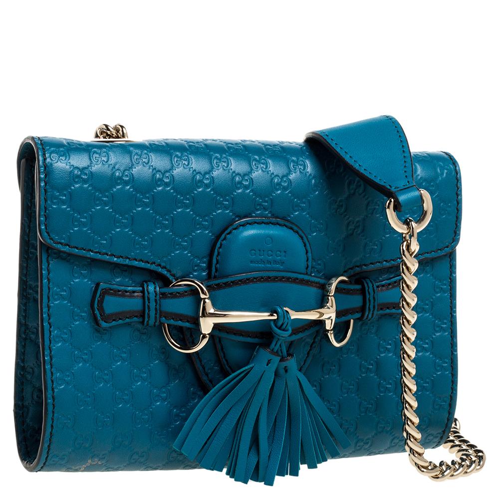 Gucci Blue Mircoguccissima Leather Mini Emily Chain Shoulder Bag In Good Condition In Dubai, Al Qouz 2