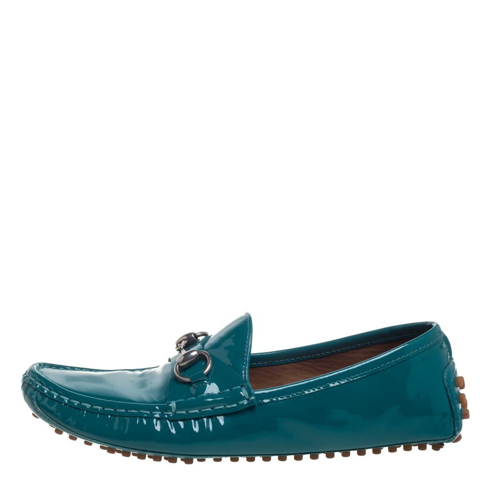 Gucci Blue Patent Leather Horsebit Loafers Size 37.5 In Excellent Condition In Dubai, Al Qouz 2