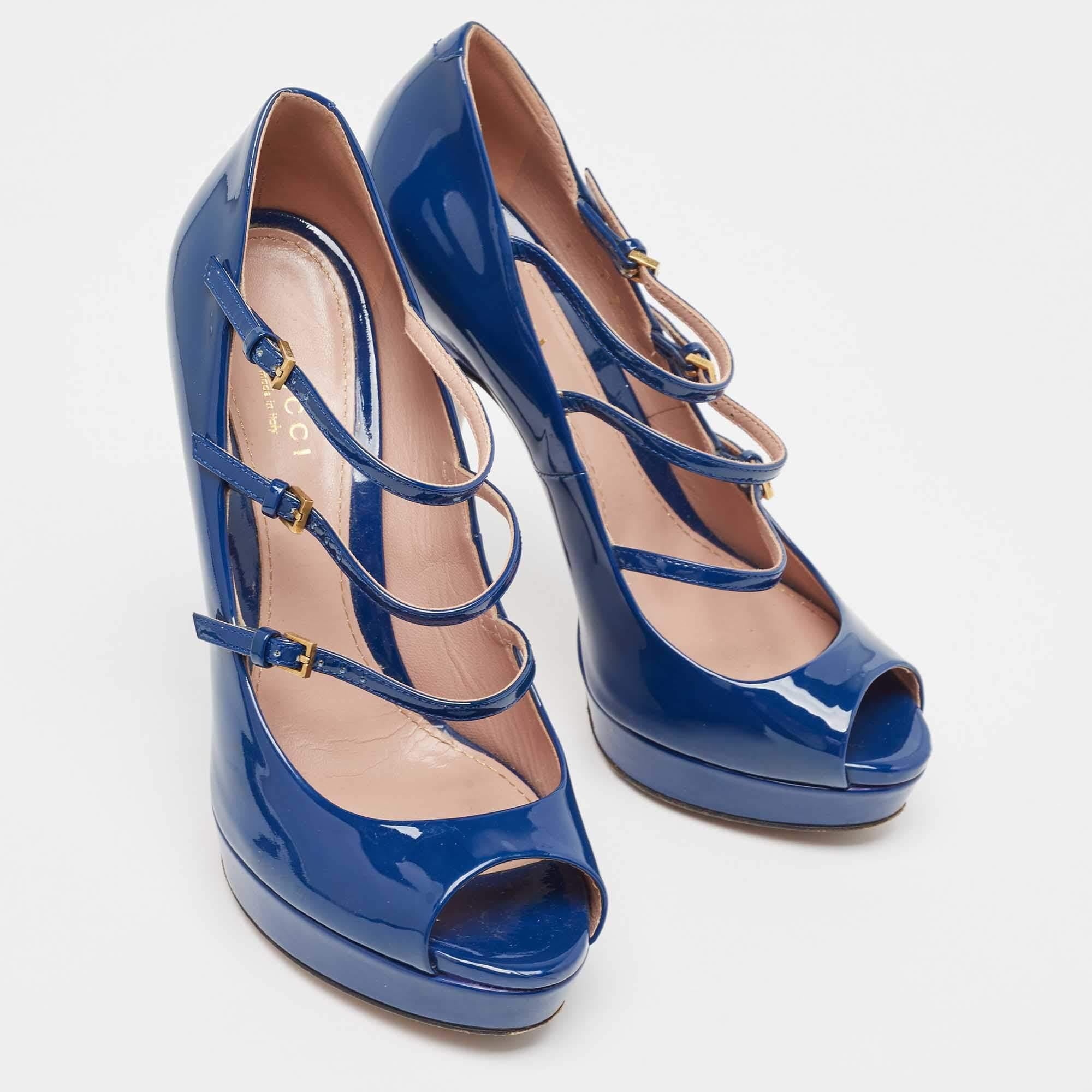 Gucci Pumps Lisbeth in vernice blu misura 37,5 In condizioni buone in vendita a Dubai, Al Qouz 2