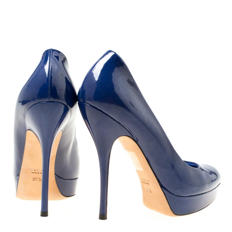 Women's Gucci Blue Patent Leather Platform Pumps Size 36.5 For Sale