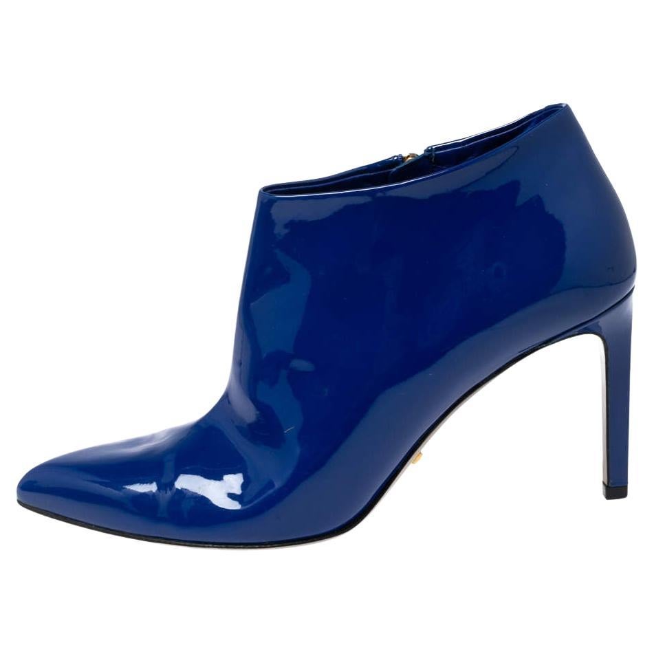 Gucci Blue Patent Leather Pointed Toe Booties Size 38 For Sale