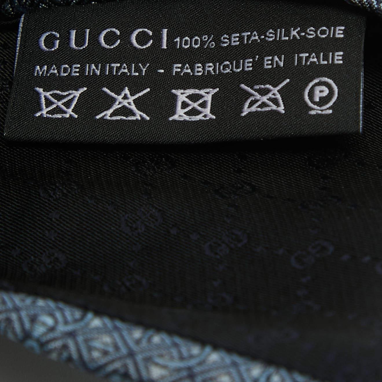 Gucci Blue Patterned Silk Tie In Good Condition In Dubai, Al Qouz 2