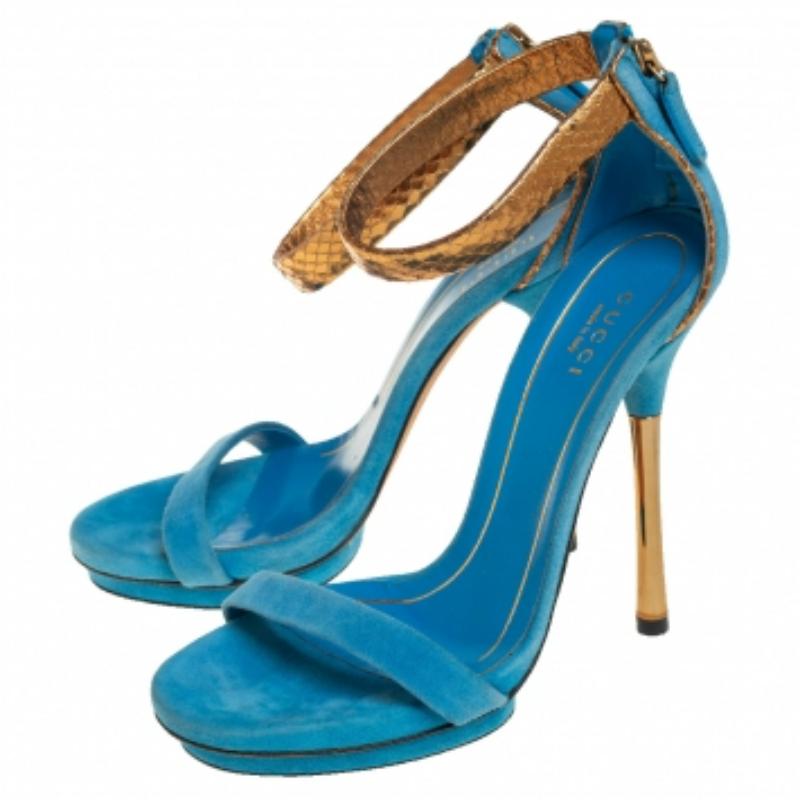 Gucci Blue Suede and Python Leather Kelis Ankle Strap Platform Sandals Size 36 In Excellent Condition For Sale In Dubai, Al Qouz 2