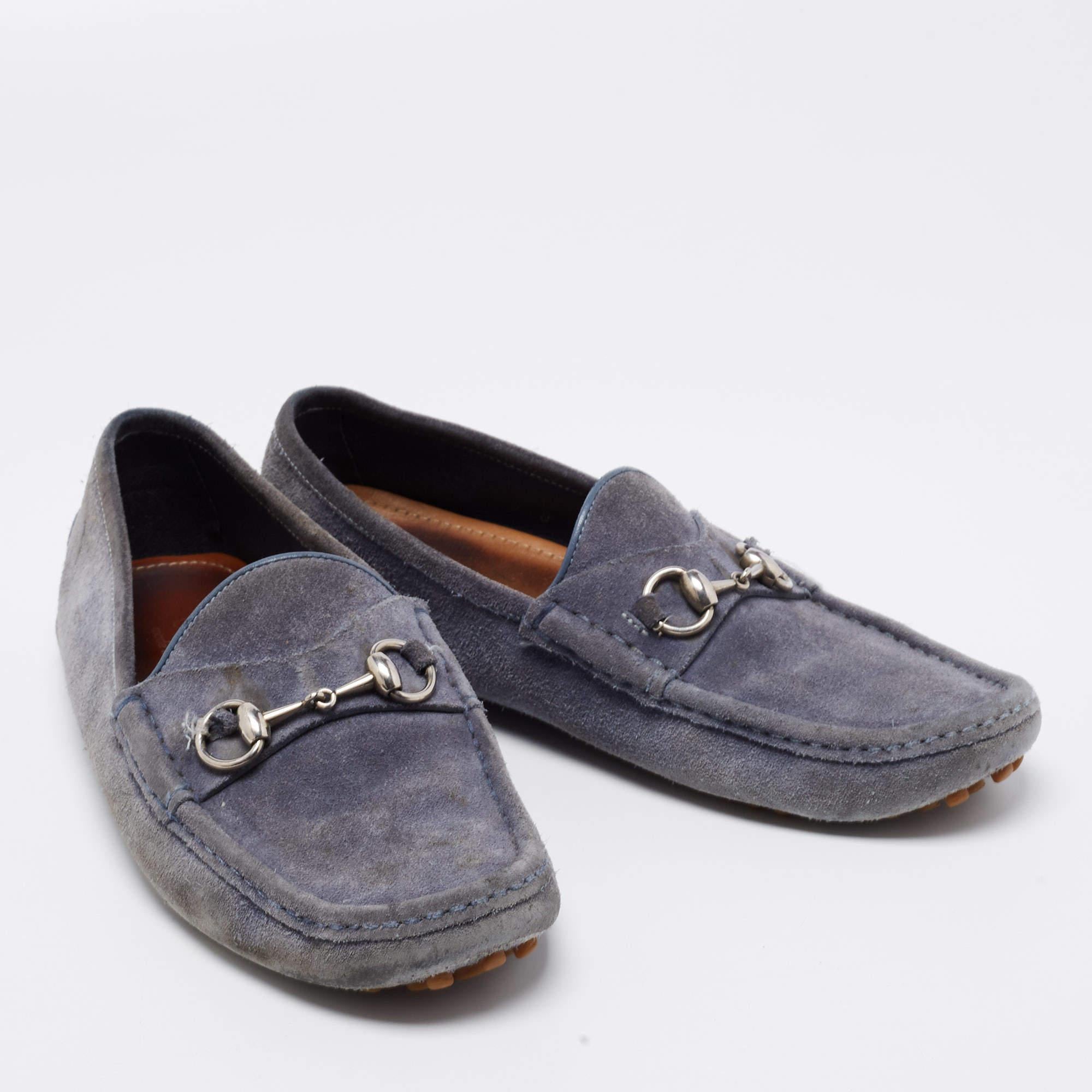 Gucci Blue Suede Horsebit Driver Loafers Size 42 In Good Condition In Dubai, Al Qouz 2