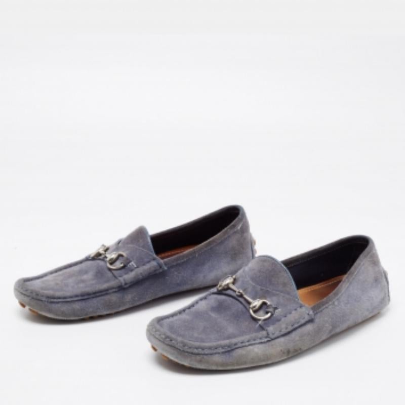 Gucci Blue Suede Horsebit Driver Loafers Size 42 In Fair Condition For Sale In Dubai, Al Qouz 2