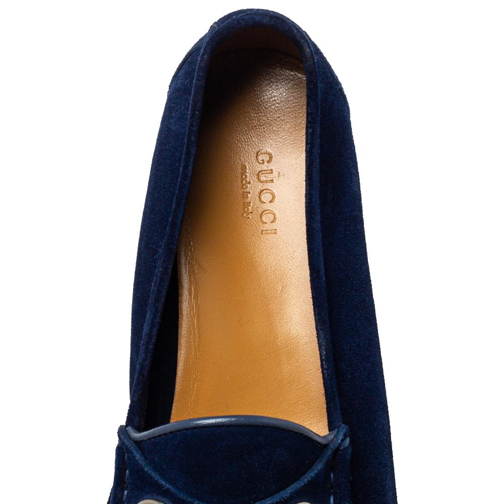 Gucci Blue Suede Horsebit Slip On Loafers Size 39.5 In Good Condition In Dubai, Al Qouz 2