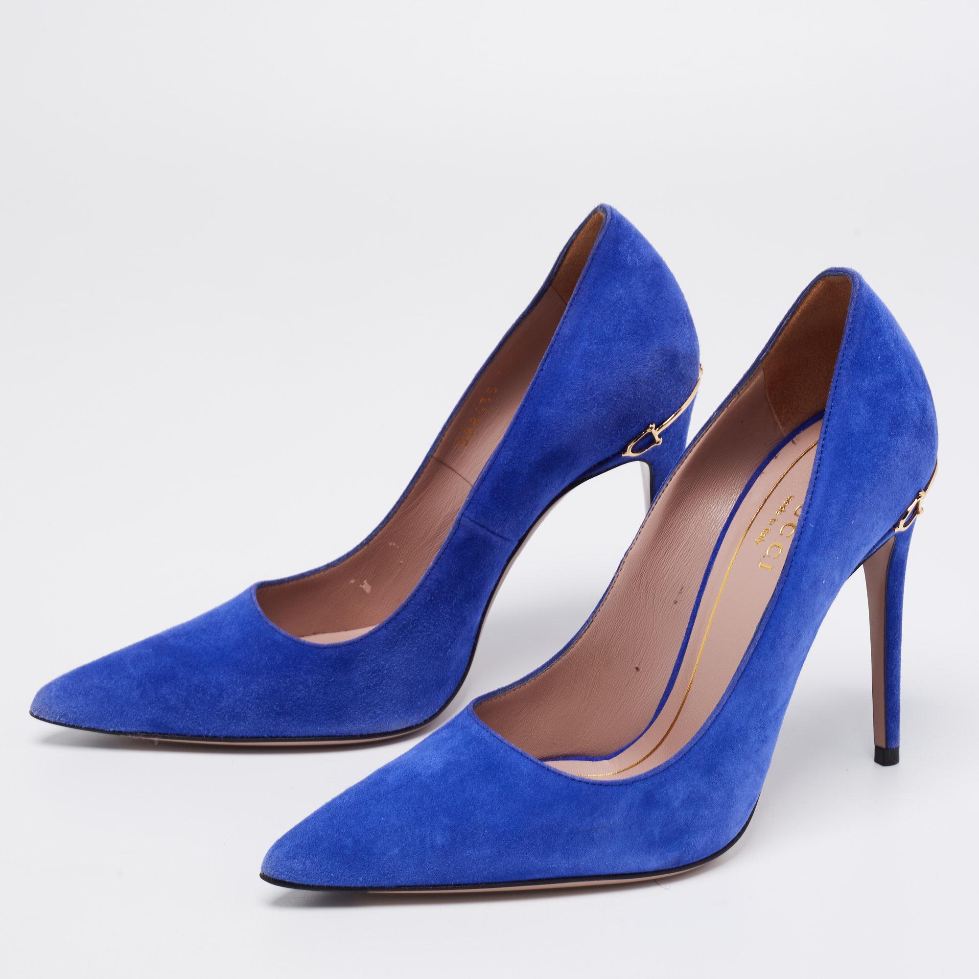 Women's Gucci Blue Suede Pointed Toe Pumps Size 35.5 For Sale