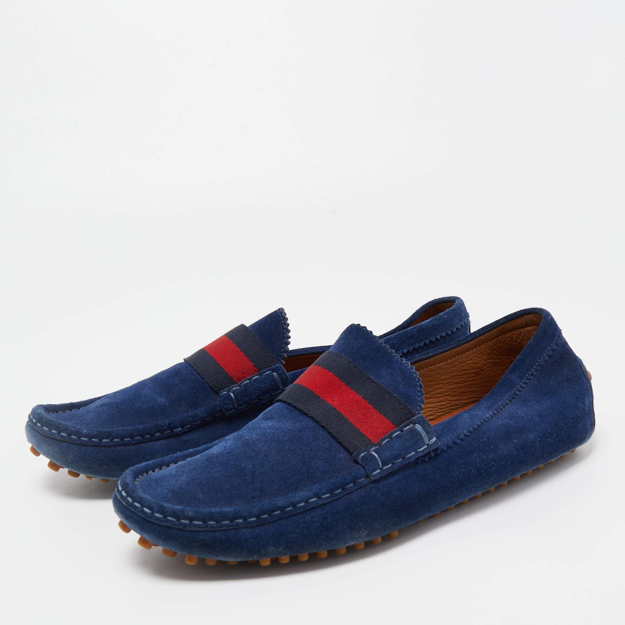 Gucci Blue Suede Web Slip On Loafers Size 42 In Good Condition In Dubai, Al Qouz 2