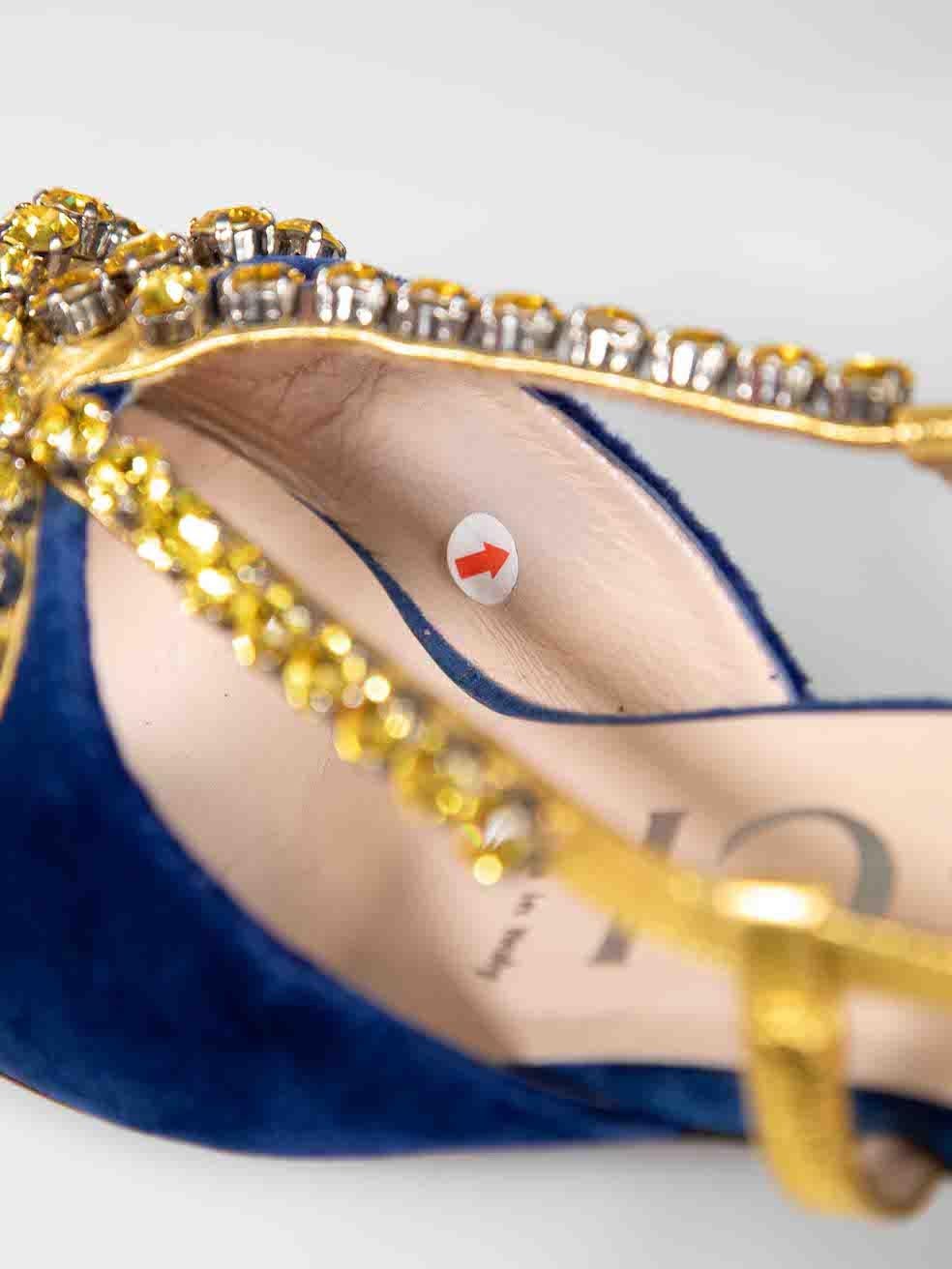 Gucci Blaue kristallverzierte Heels aus Samt mit Kristallverzierung Größe IT 38 im Angebot 1