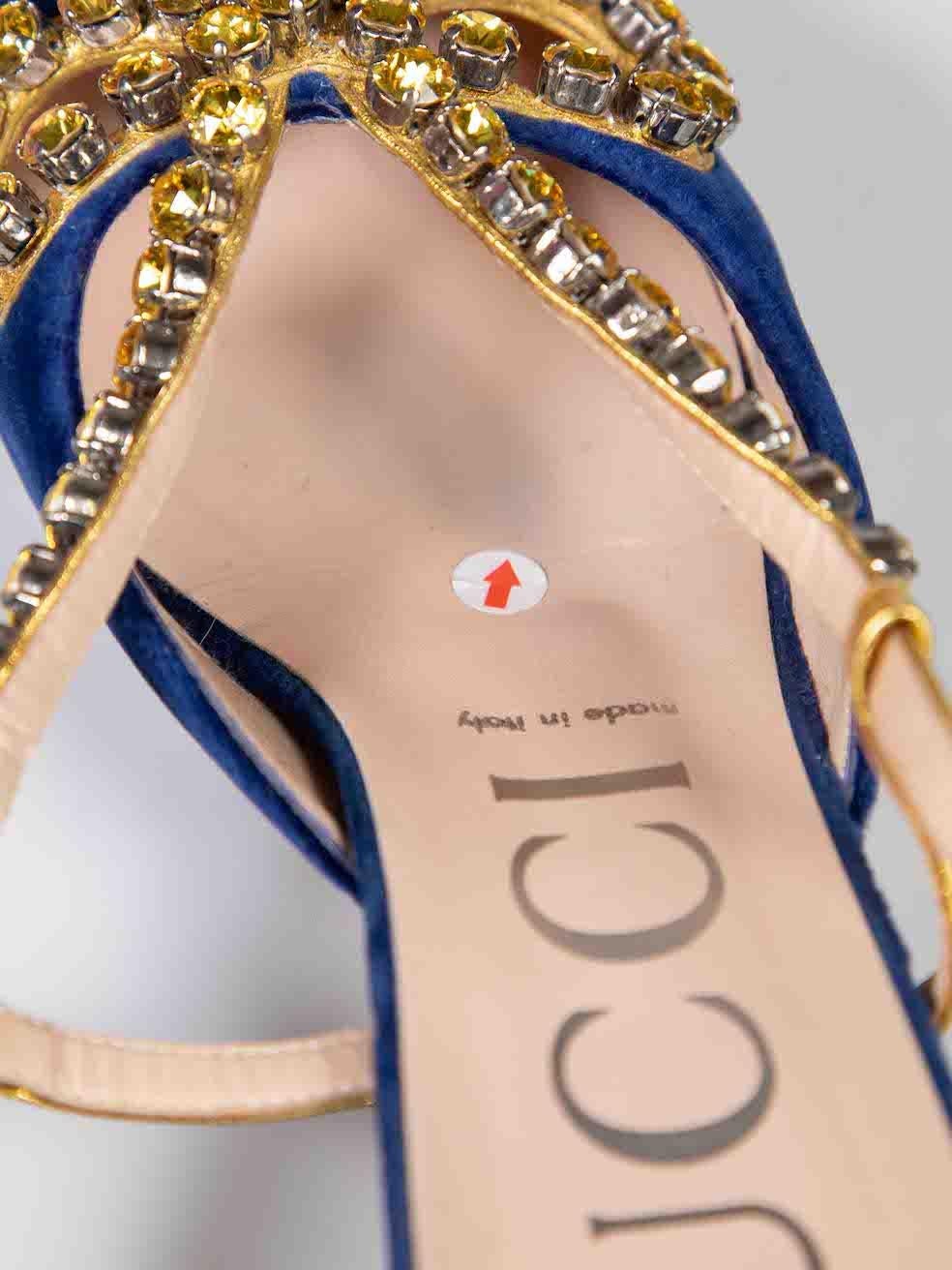 Gucci Blaue kristallverzierte Heels aus Samt mit Kristallverzierung Größe IT 38 im Angebot 2