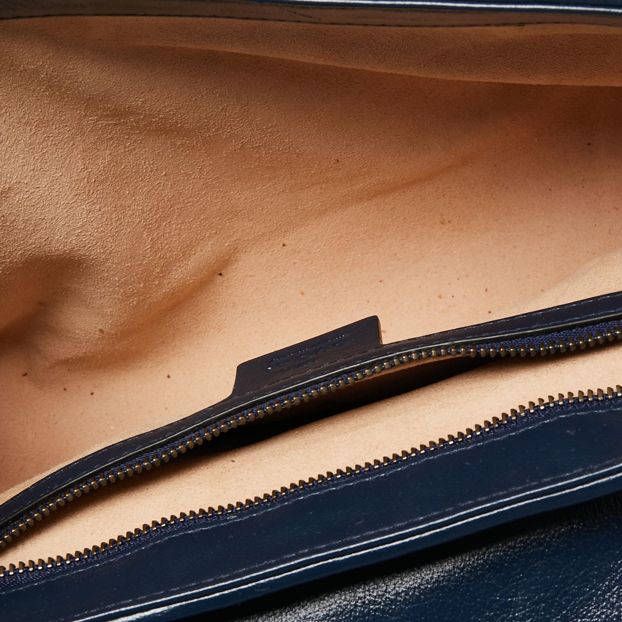 Gucci Blue/White Matelasse Leather Small GG Marmont Torchon Shoulder Bag In Good Condition In Dubai, Al Qouz 2
