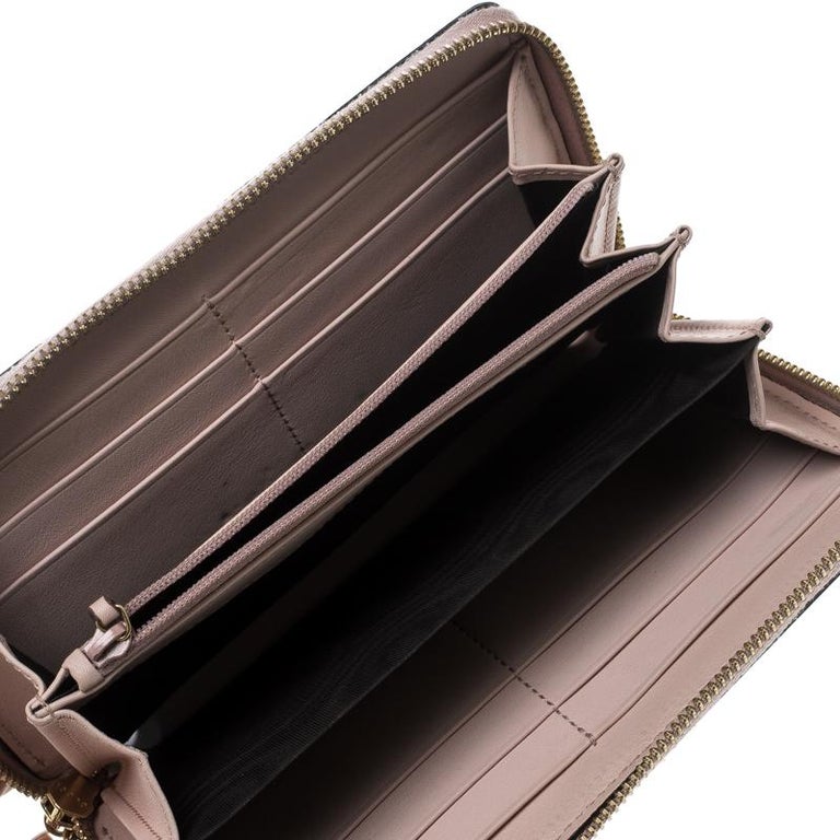 Gucci Blush Pink Leather Bamboo Zip Around Wallet For Sale at 1stdibs