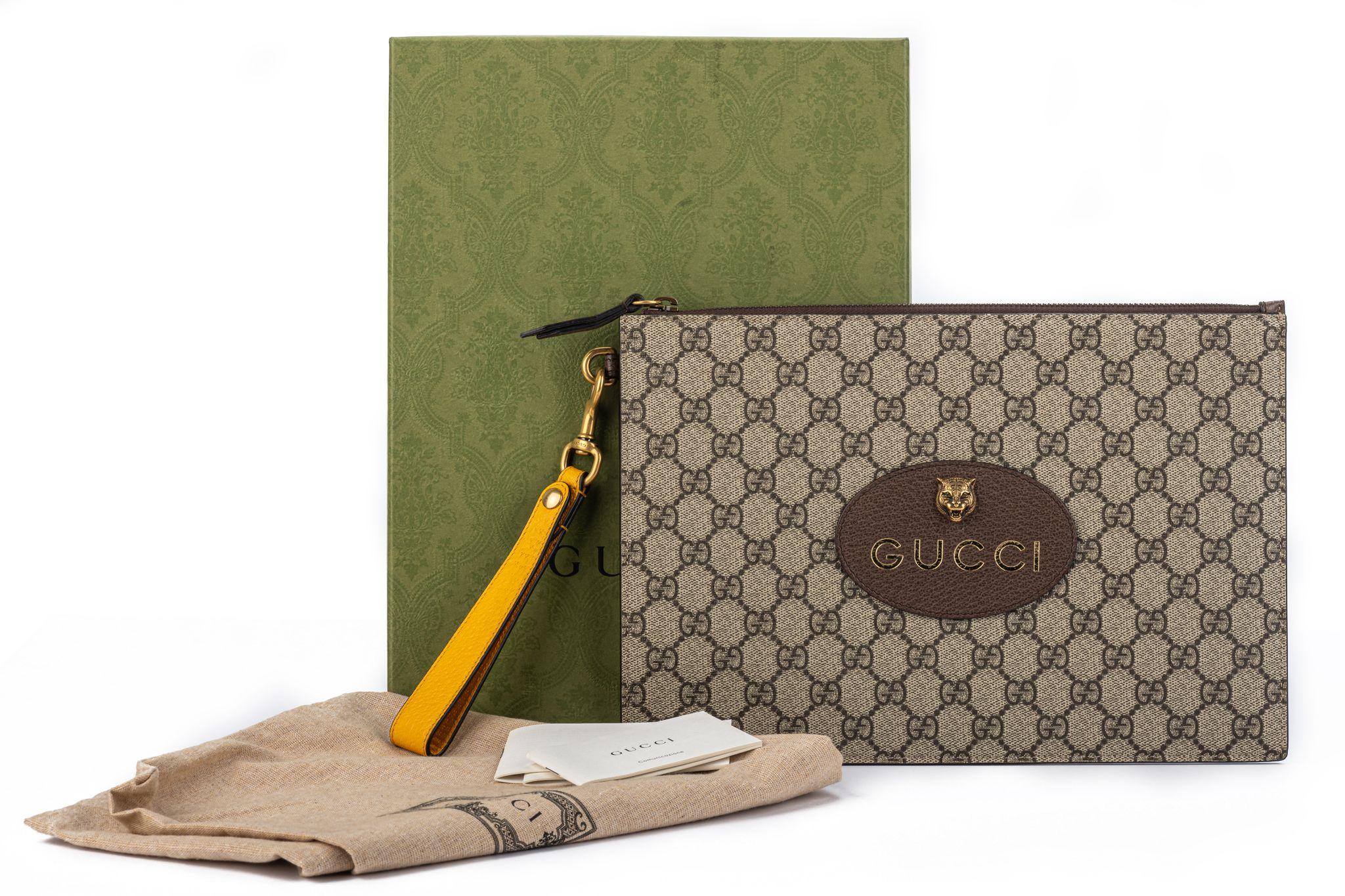 Gucci BNIB Pochette monogrammée avec tigre 9
