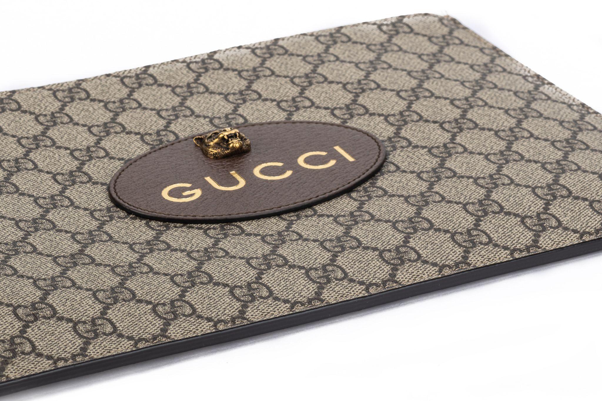  Gucci BNIB Pochette monogrammée avec tigre Pour femmes 