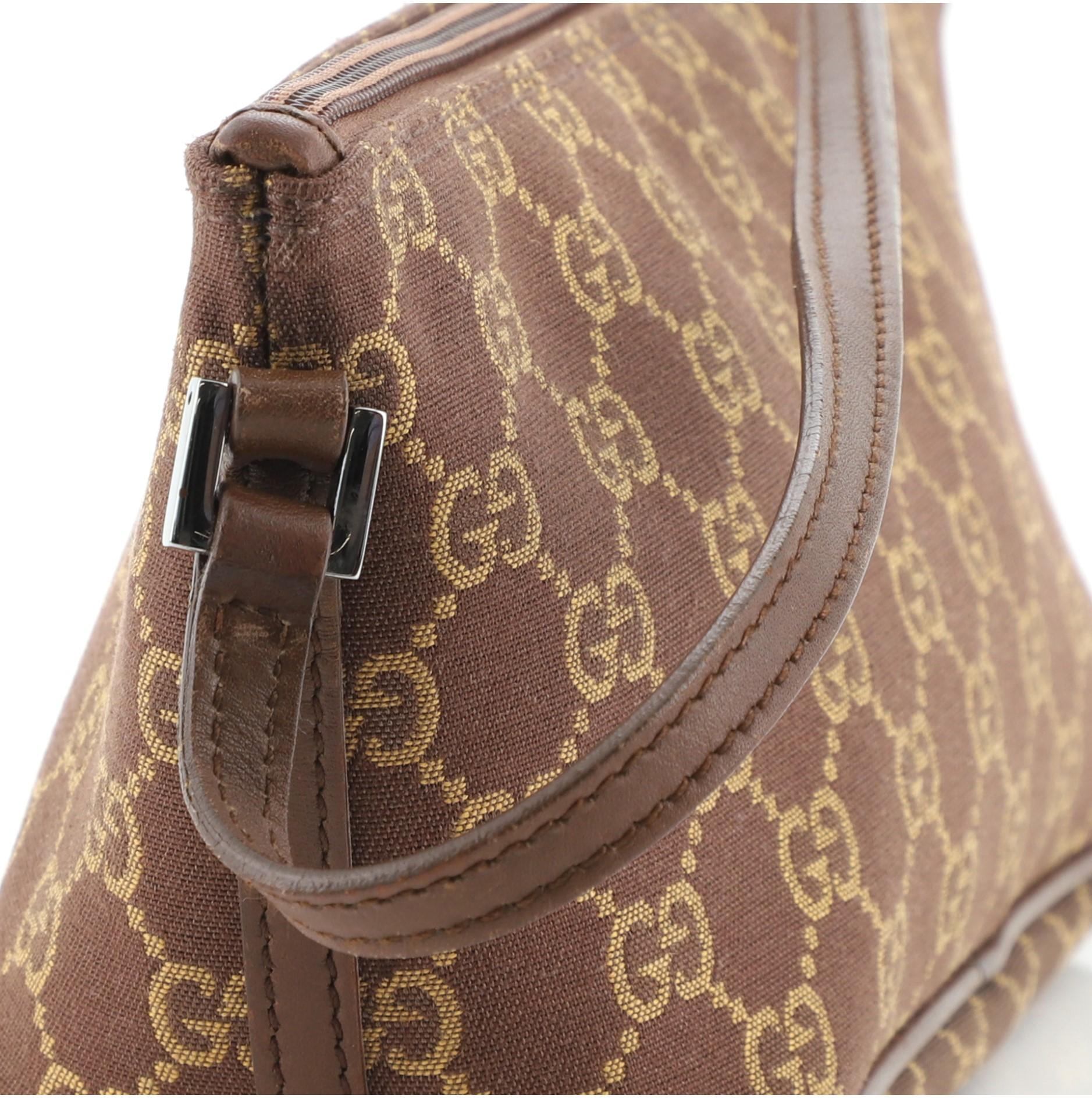 Gucci Boat Pochette GG Canvas Small 1