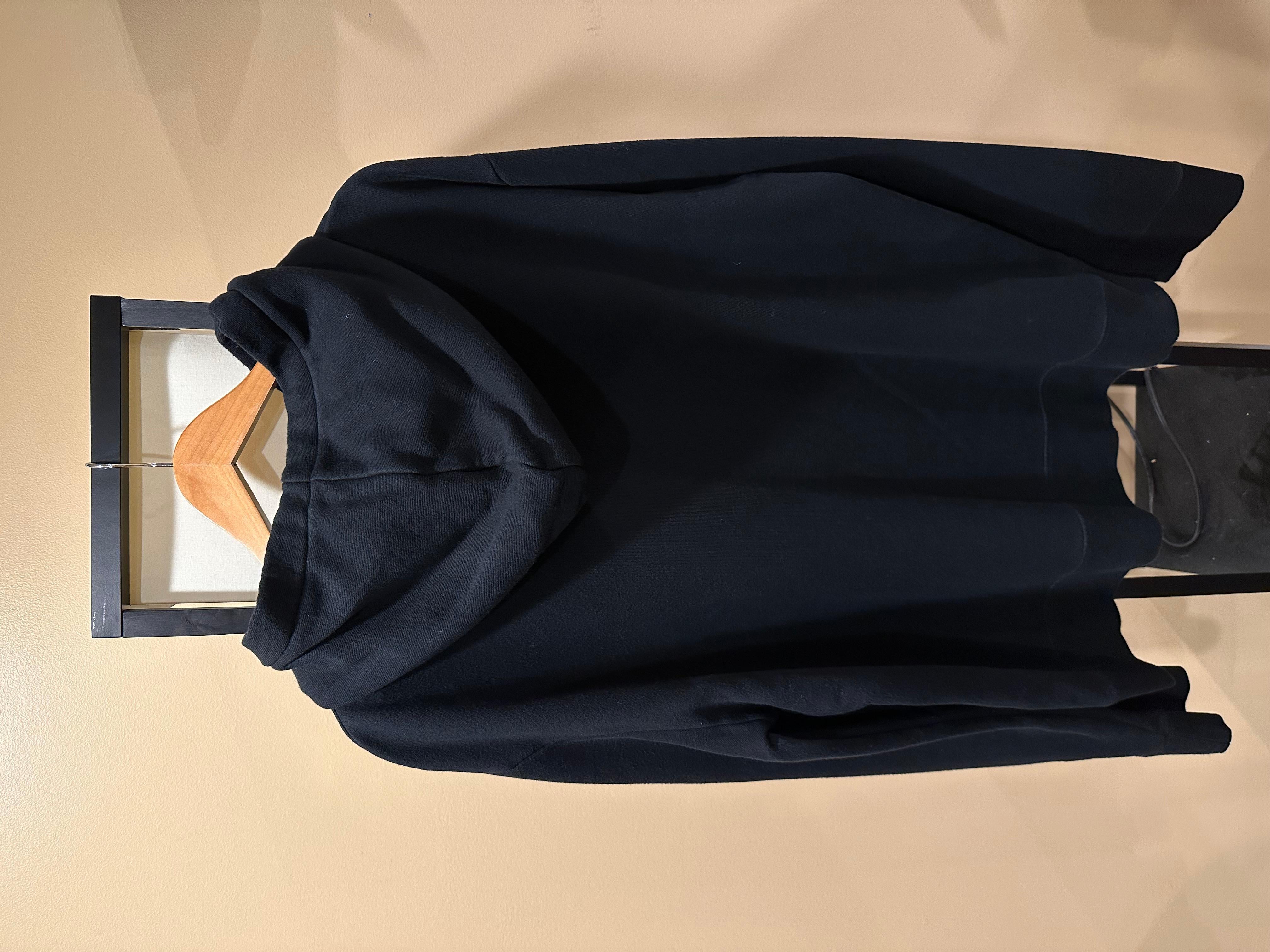 Gucci Bootleg Logo Schwarz Classic Pullover Hoodie

Größe XXXL
Guter gebrauchter Zustand (siehe Detailfotos)

Verkauft bei $1350


Abmessungen:

Brustkorb: 25.5