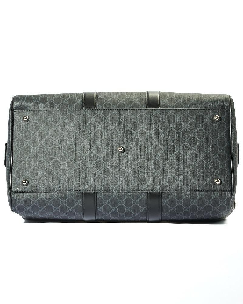 Gucci Medium GG Supreme Duffle Bag Schwarz im Angebot 2