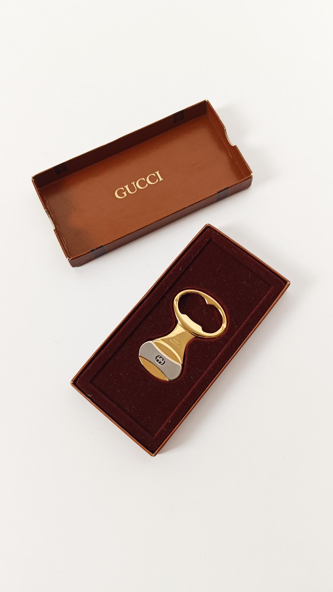 Gucci Flaschenöffner in Original Vintage Verpackung, Italien 70er Jahre (Metall) im Angebot