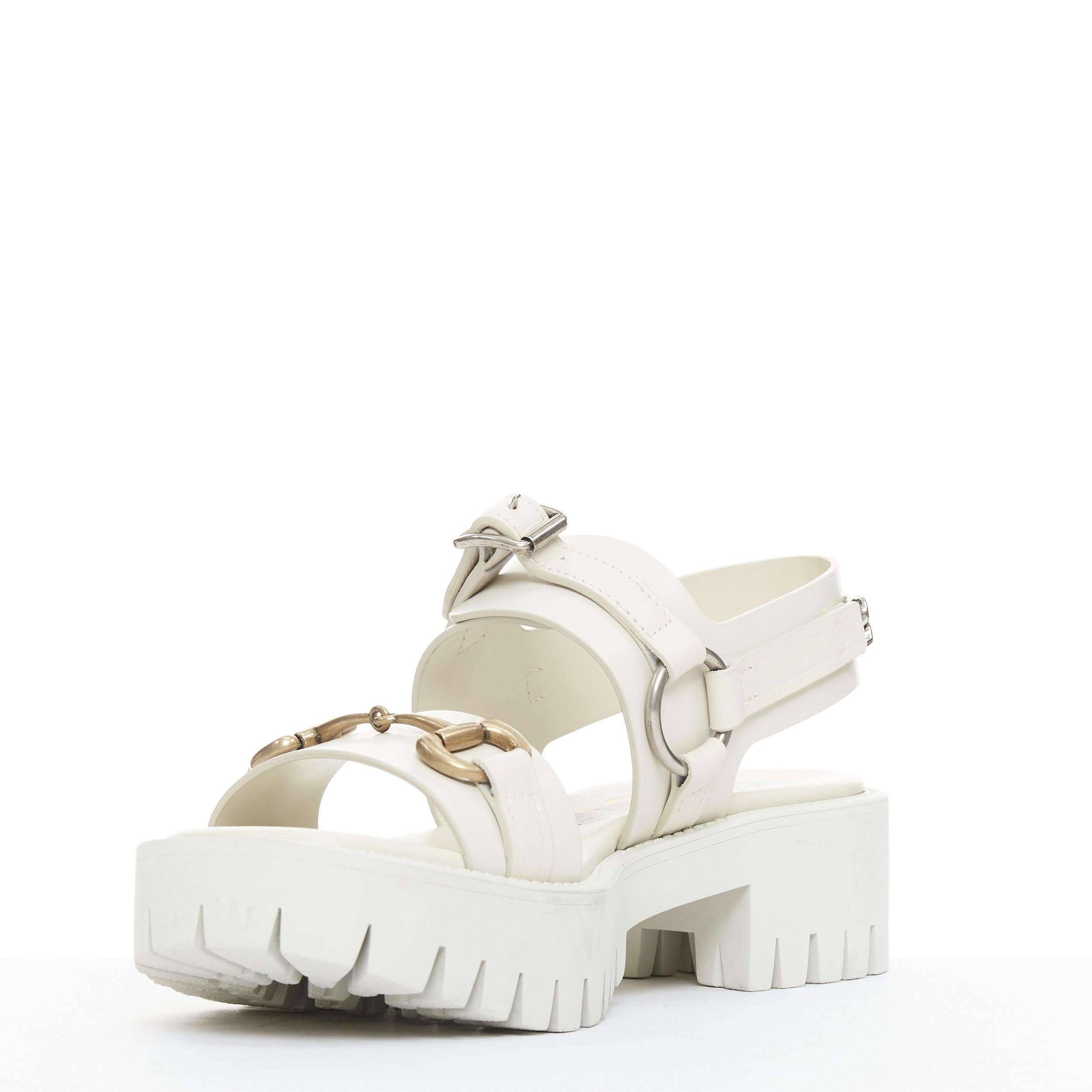 Gucci Bria mystic, vitello bianco, suola con morsetto, sandali da papà EU37 In condizioni buone in vendita a Hong Kong, NT