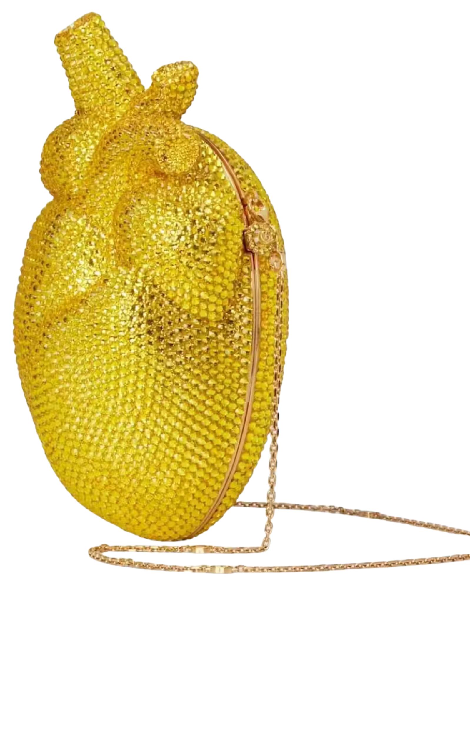 Gucci Broadway Heart Crystal-Embellished Clutch Bag For Sale 1