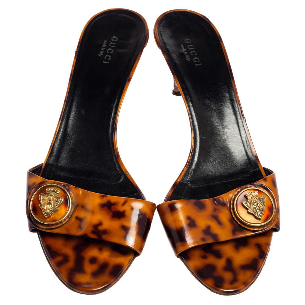 Gucci Brown Animal Print Patent Leather Hysteria Slide Sandals Size 39.5 In Fair Condition In Dubai, Al Qouz 2