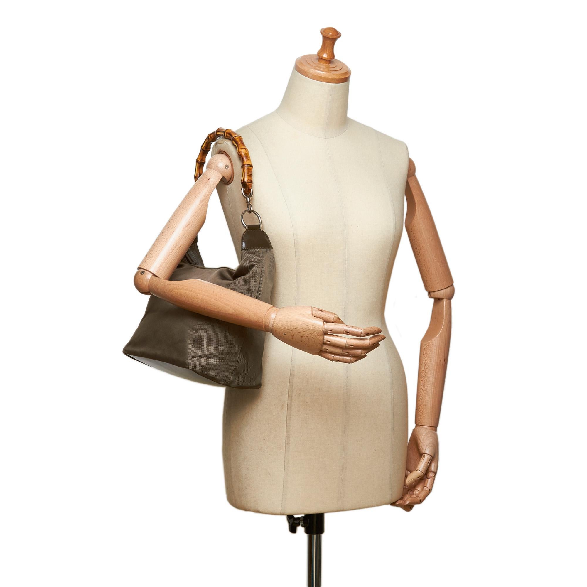 Gucci Brown Bamboo Nylon Handbag For Sale 5